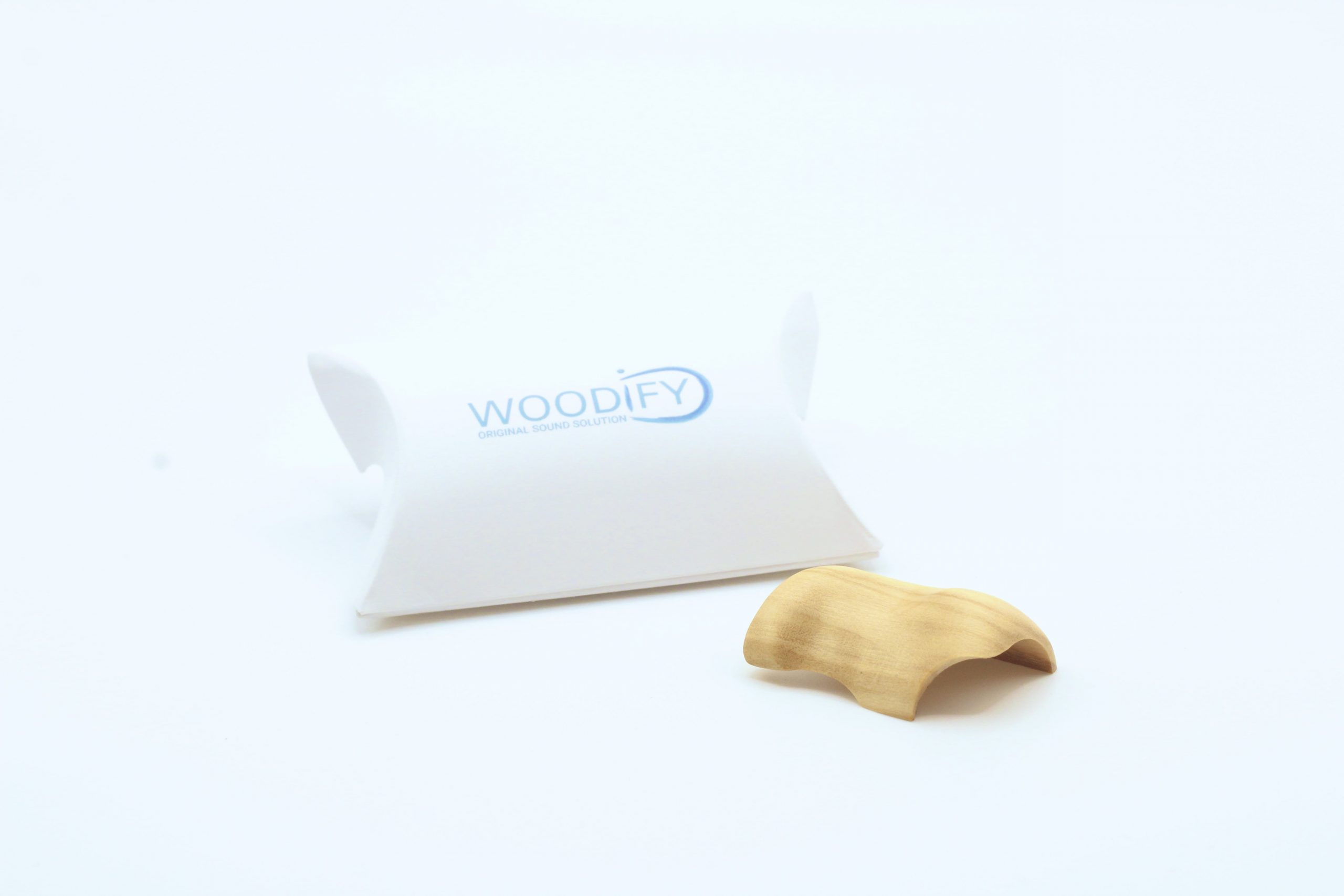 Woodify Wave Finger Rest for Flute - Venetian Olivewood